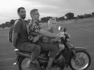 02 Moto Hommes   Quentin Marc Et Sylvain